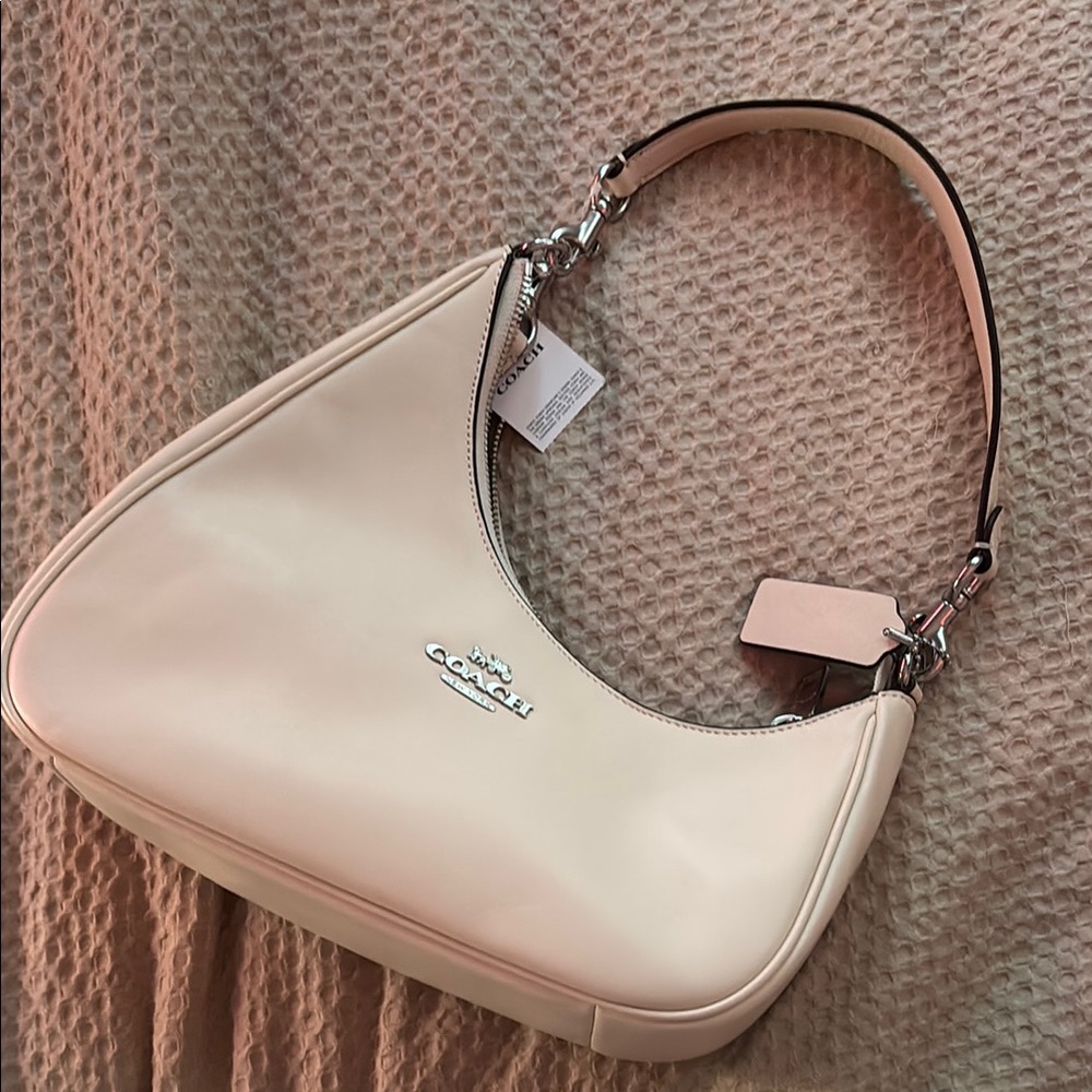 Coach Women's Light Pink Shoulder Bag - Picture 4 of 4